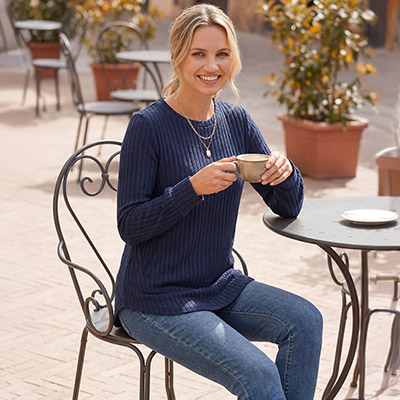 round neck sweatshirts