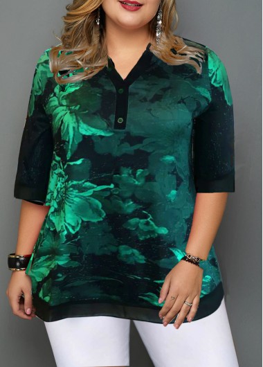 Plus Size Split Neck Printed Blouse - 1X