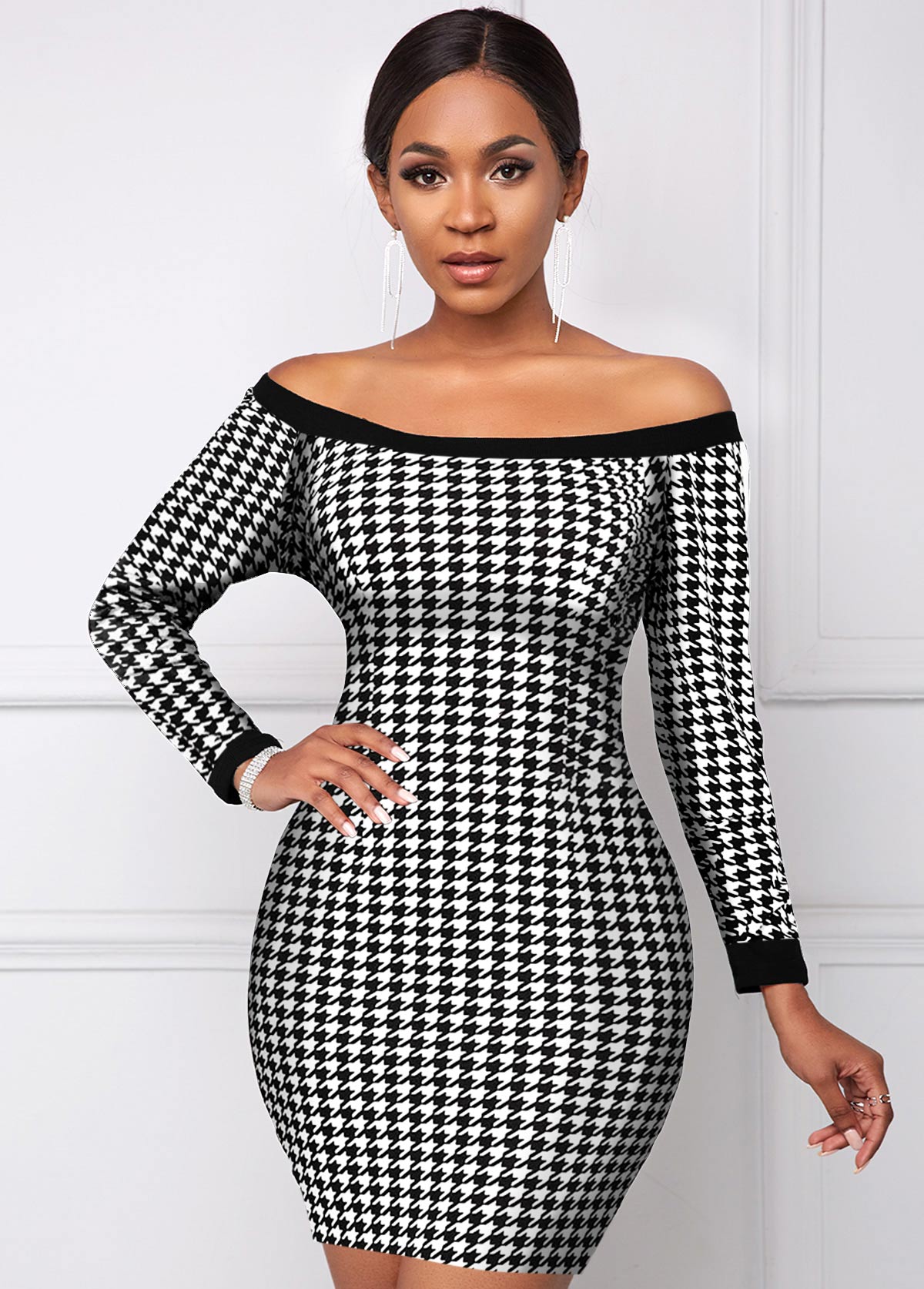 Houndstooth Print Boat Neck Long Sleeve Dress USD 29.98