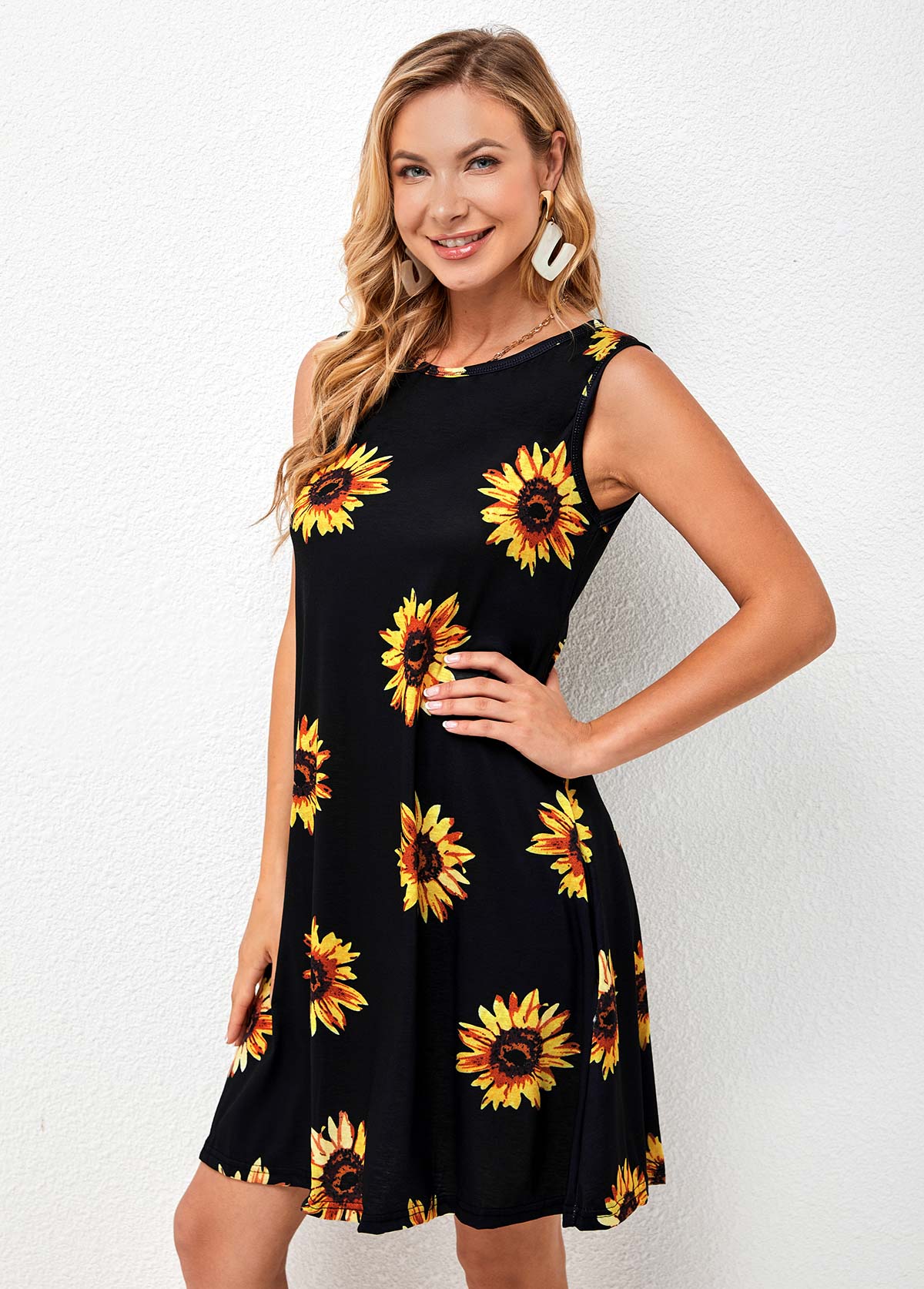 Sunflower Print Sleeveless Round Neck Dress | picture 