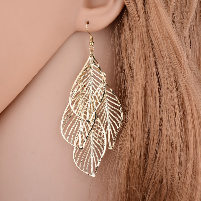 Leaf Design Gold Metal Detail Earring Set