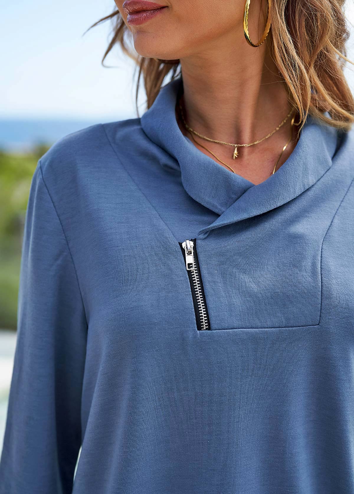 Turndown Collar Zipper Detail Long Sleeve Sweatshirt