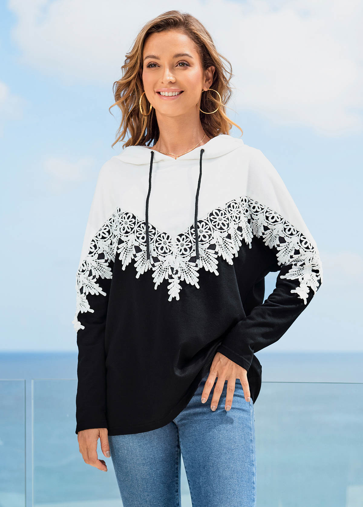 Lace Stitching Color Block Long Sleeve Hoodie
