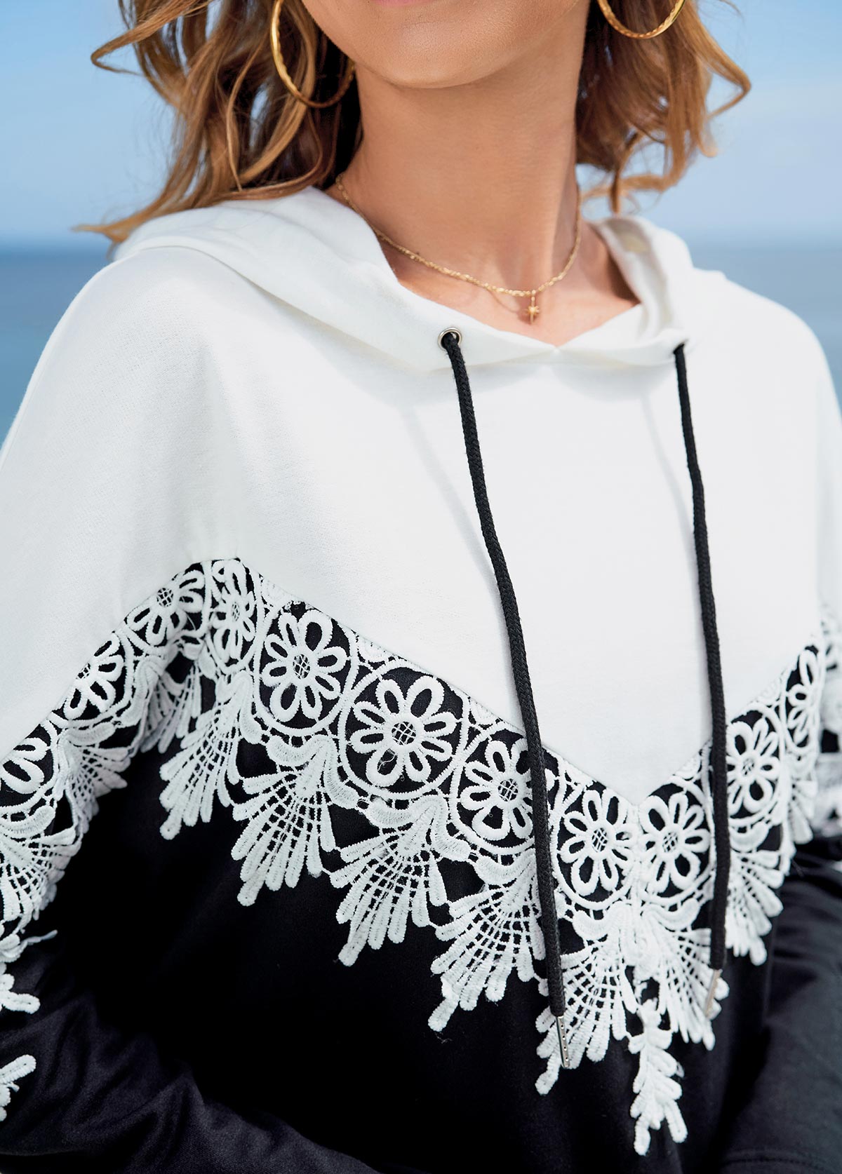 Lace Stitching Color Block Long Sleeve Hoodie