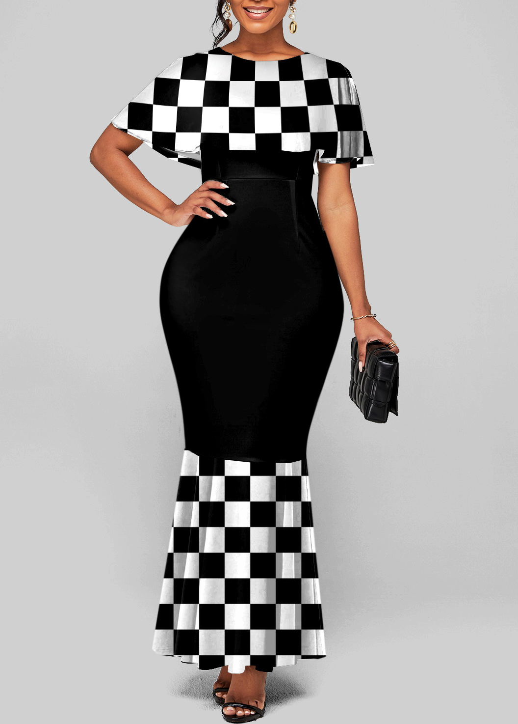 Checkerboard Pattern Short Sleeve Round Neck Mermaid Dress