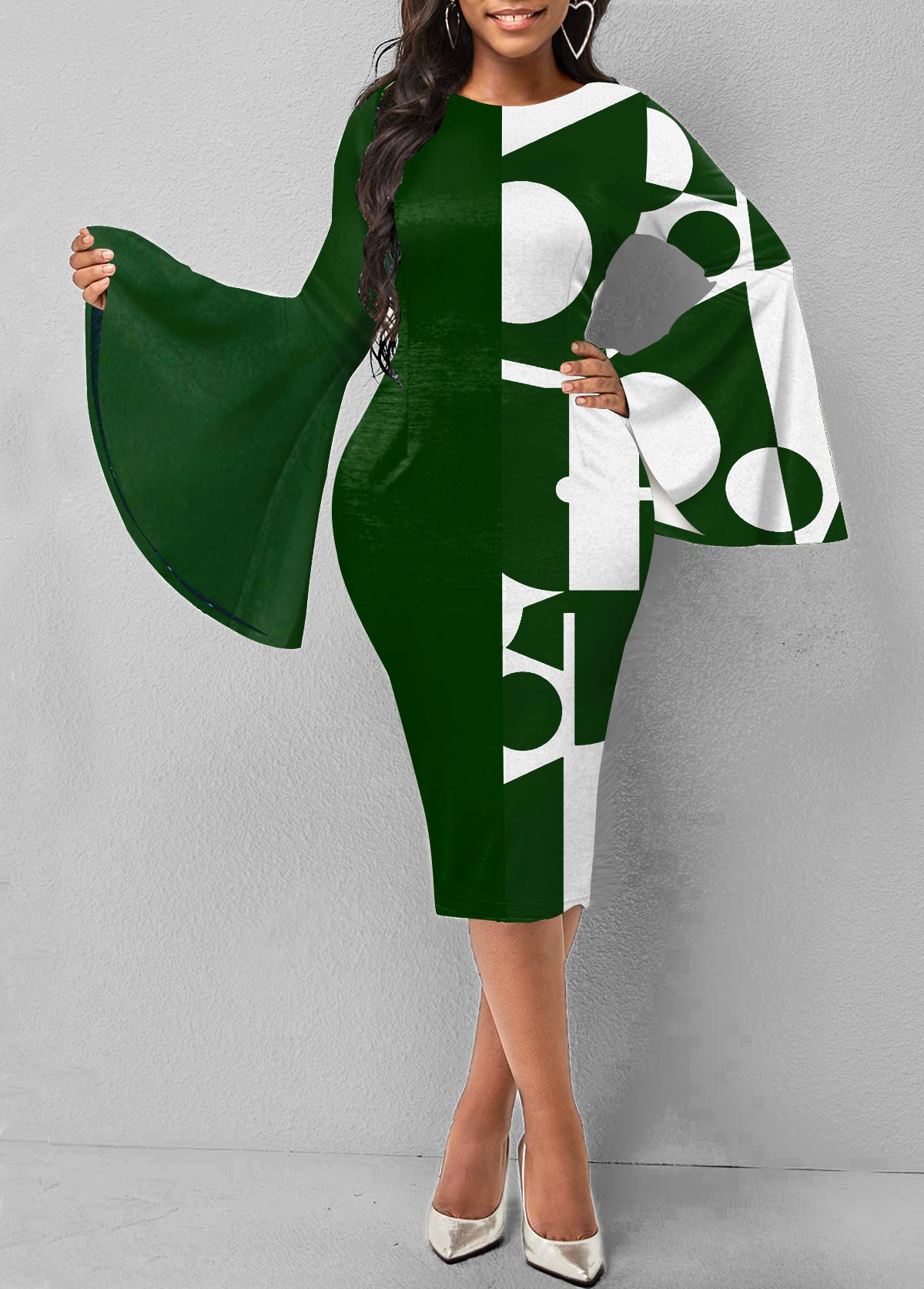 Green Geometric Print Flare Sleeve Dress