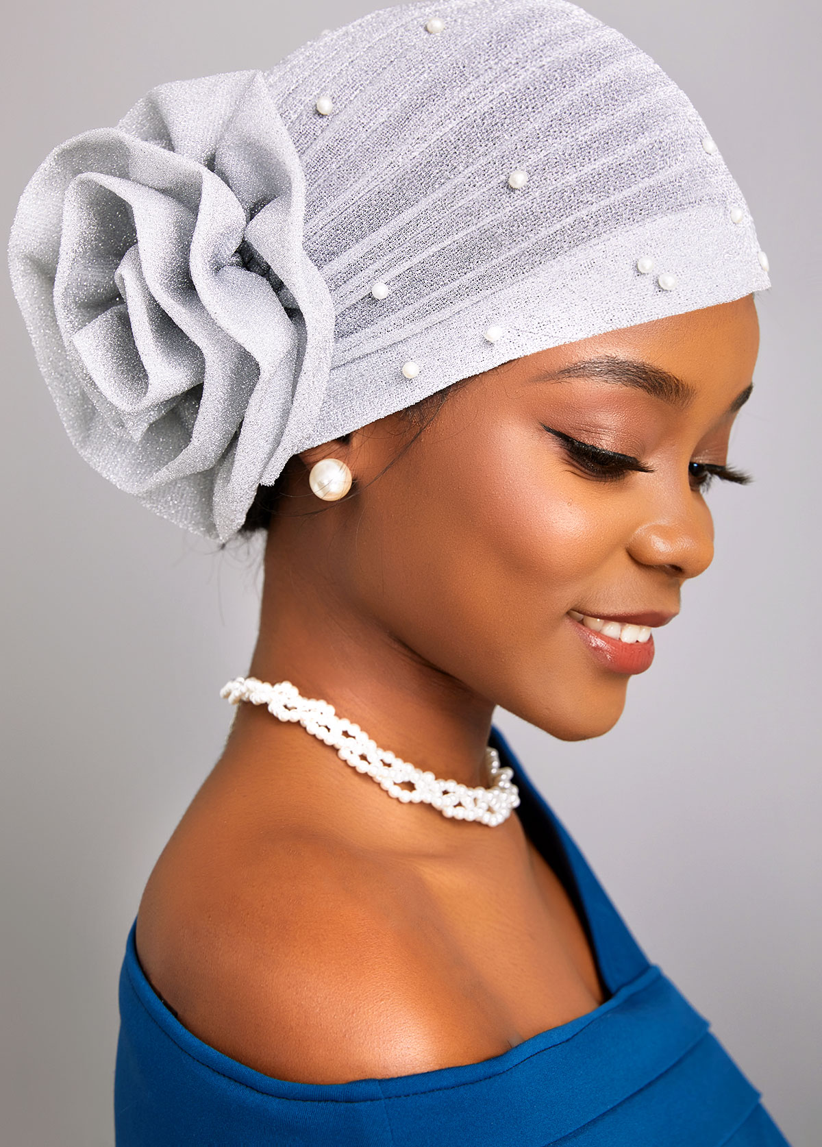 Silvery White Flower Pearl Turban Hat