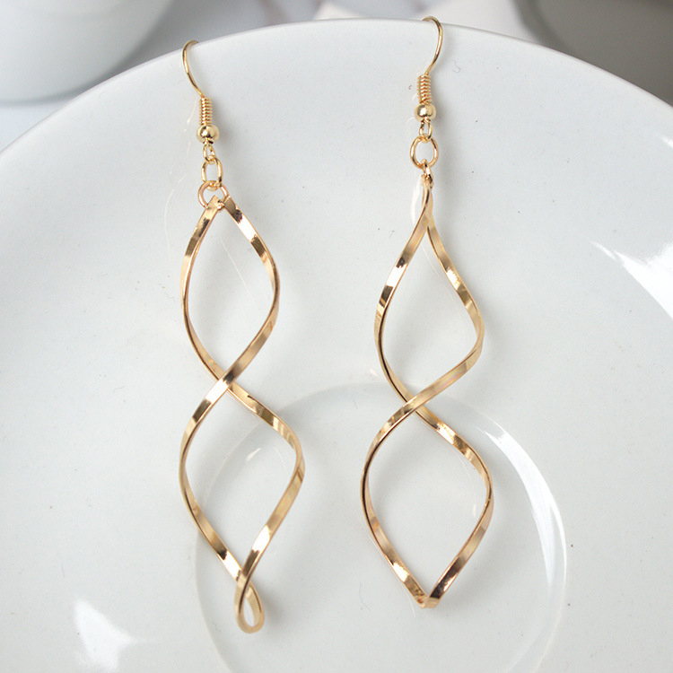 Golden Asymmetrical Twist Design Metal Detail Earrings