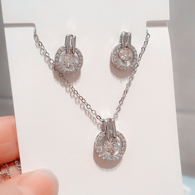 Silver Round Zircon Earrings and Necklace