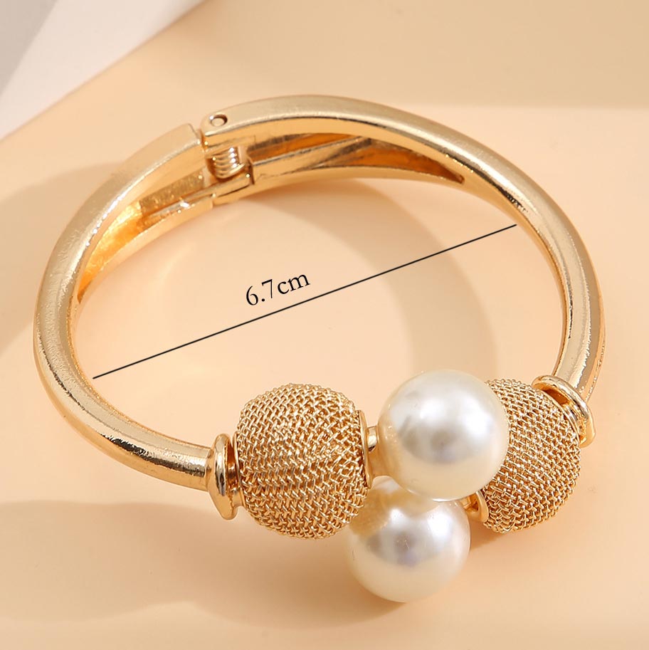 Gold Pearl Metal Detail Open Bracelet