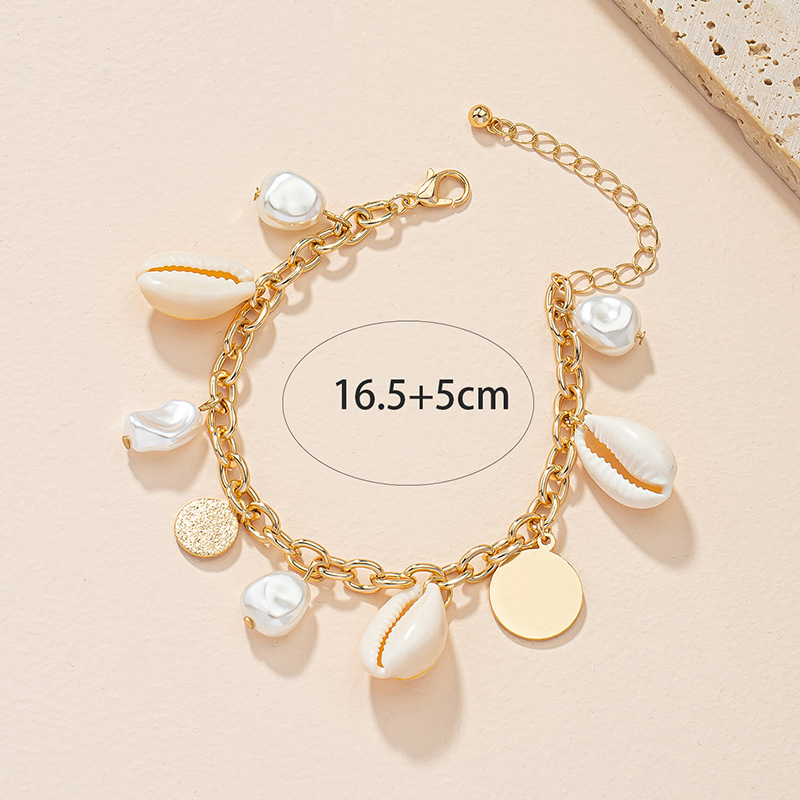 Golden Asymmetrical Metal Detail Pearl Bracelet