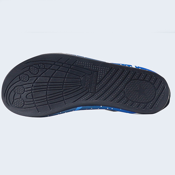 Blue Ombre Anti Slippery Water Shoes