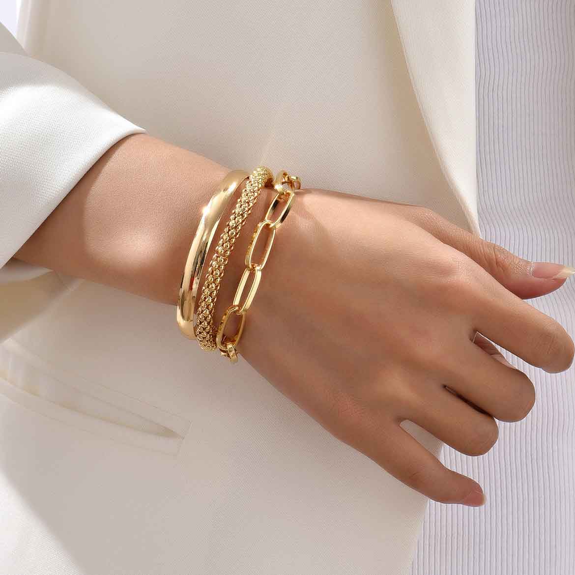 Gold Alloy Chain Design Bracelet Set