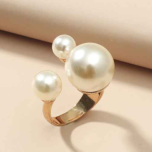 Pearl Design Alloy Detail Gold Ring