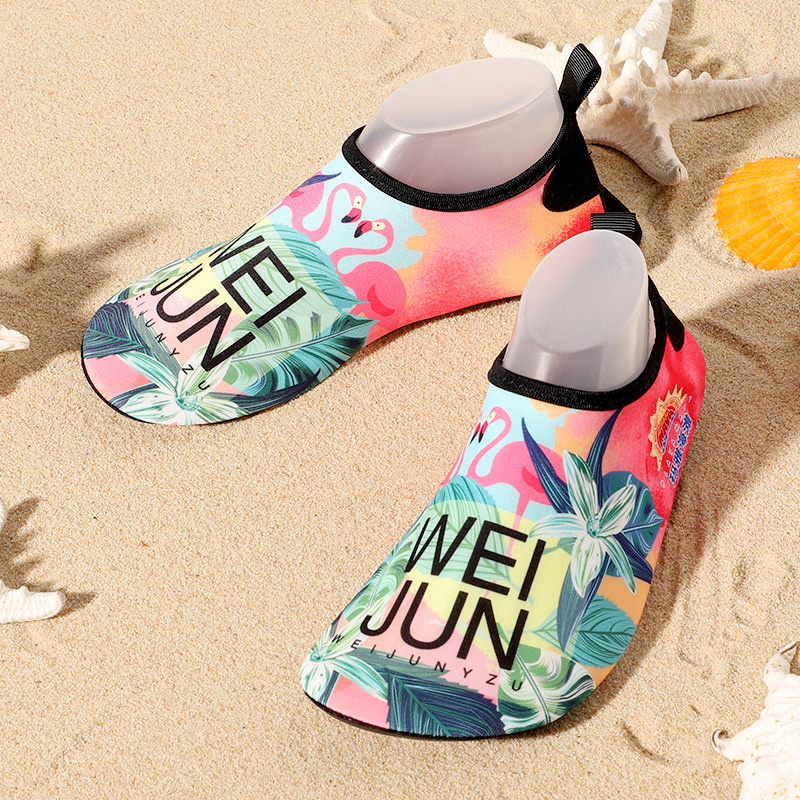 Multi Color Letter Print Anti Slippery Water Shoes