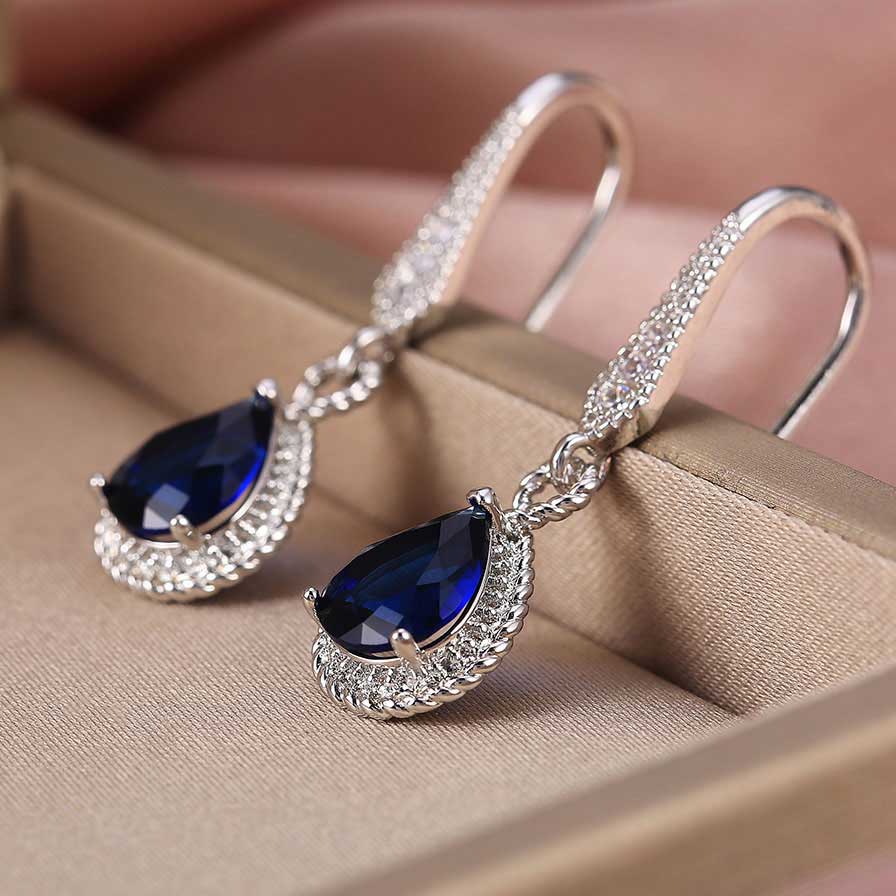 Rhinestone Design Blue Metal Detail Earrings