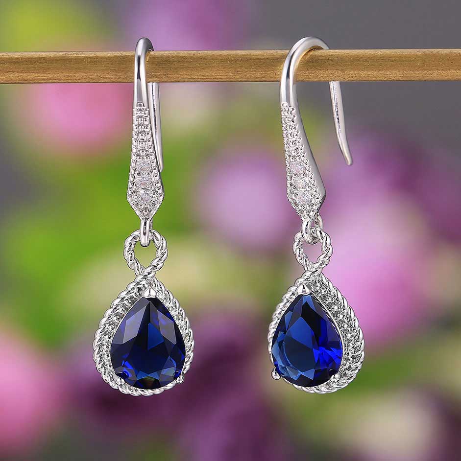 Rhinestone Design Blue Metal Detail Earrings