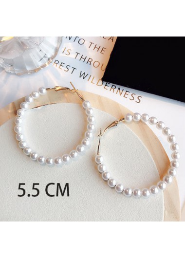 White Round Design Pearl Detail Earrings