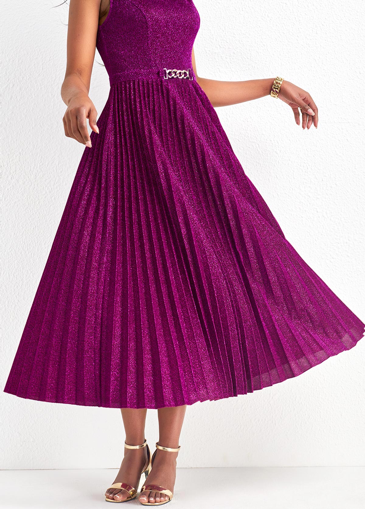 Dark Reddish Purple Pleated Shinning Sleeveless Round Neck Dress