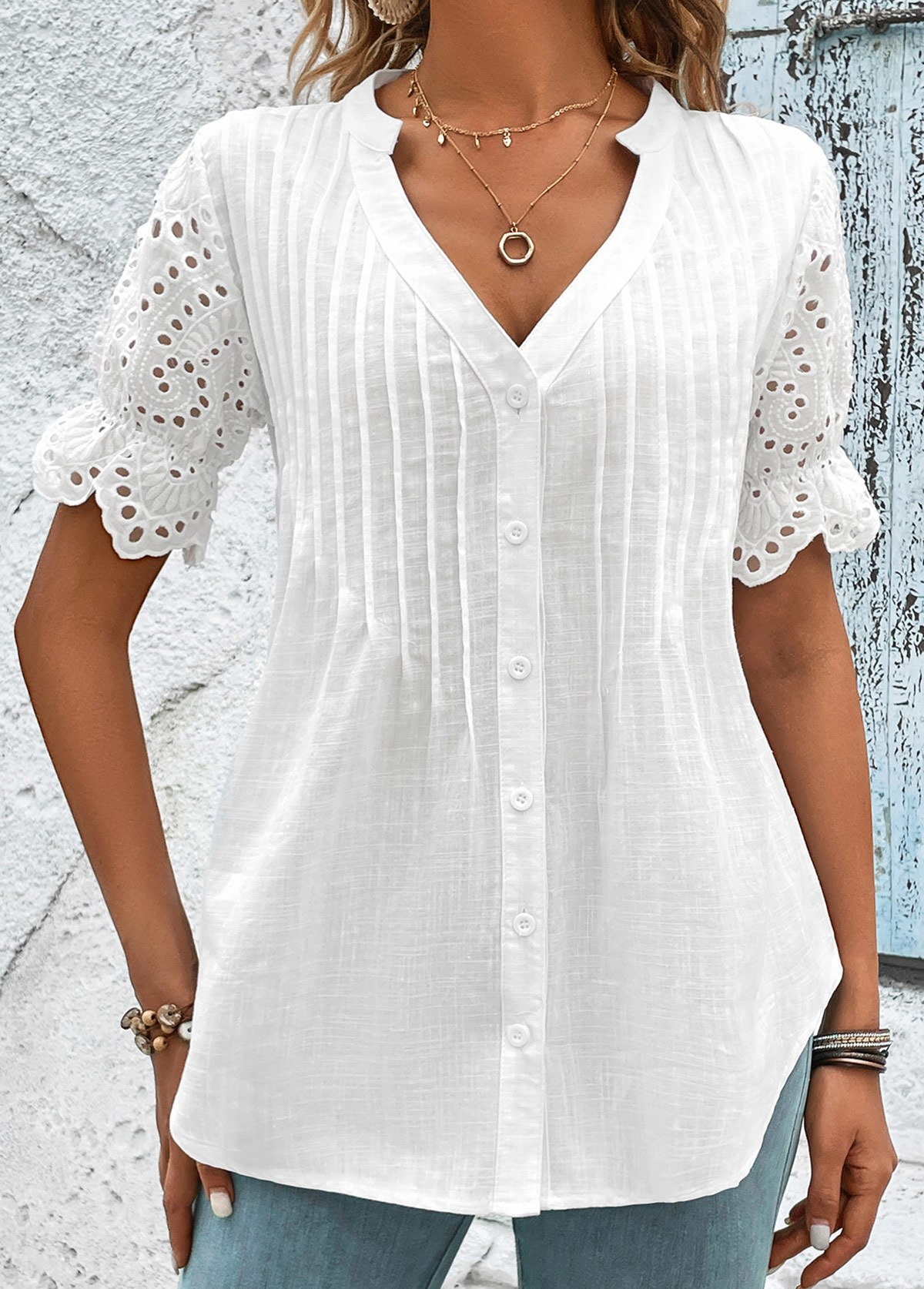 White Scalloped Hem Short Sleeve Split Neck Blouse | picture 