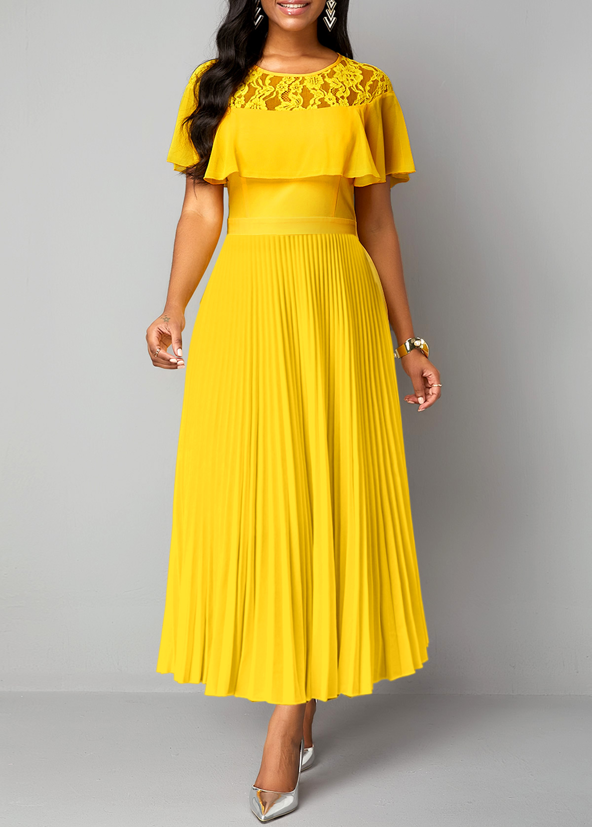 Yellow Lace Short Sleeve Round Neck Maxi Dress
