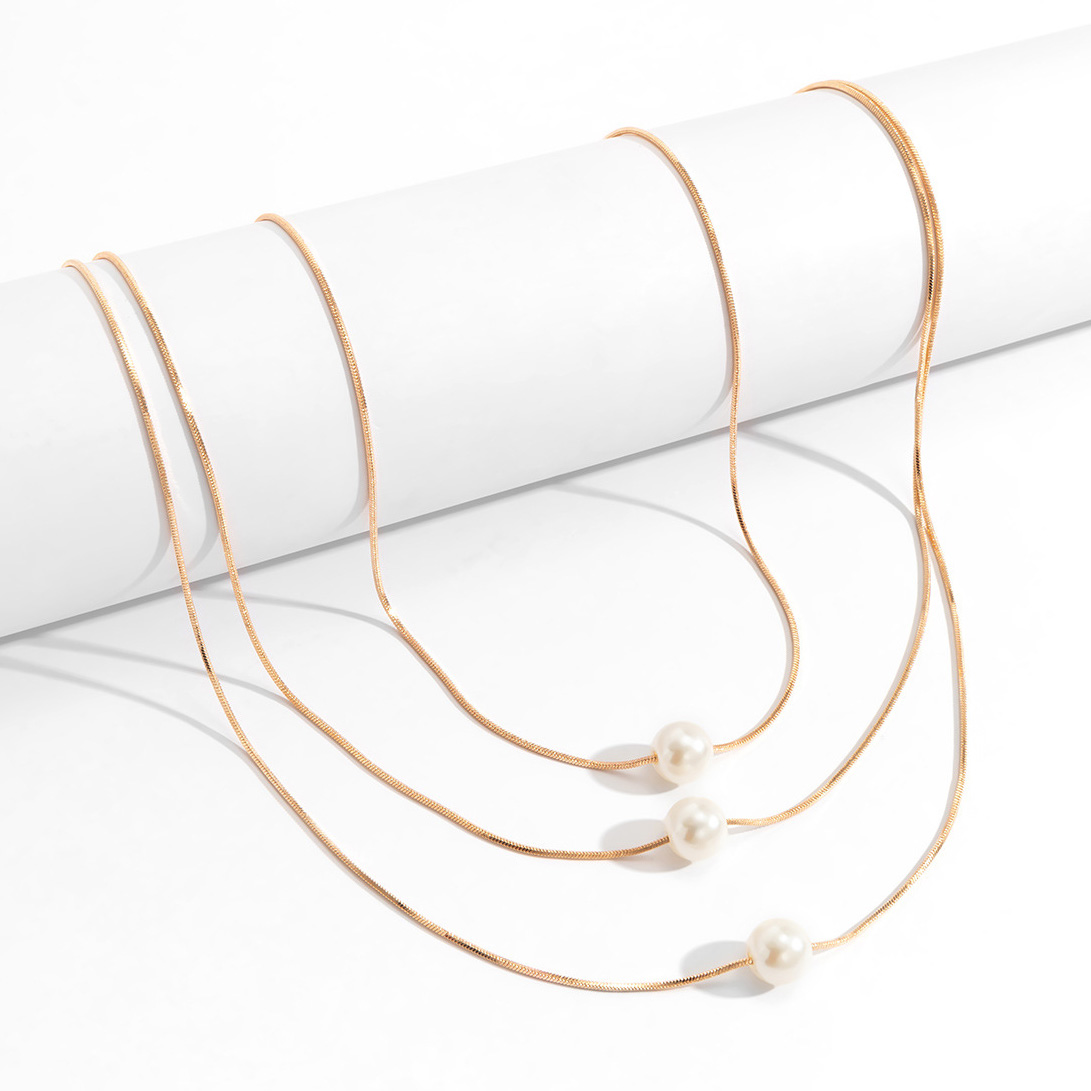 Gold Layered Design Pearl Detail Necklace Set