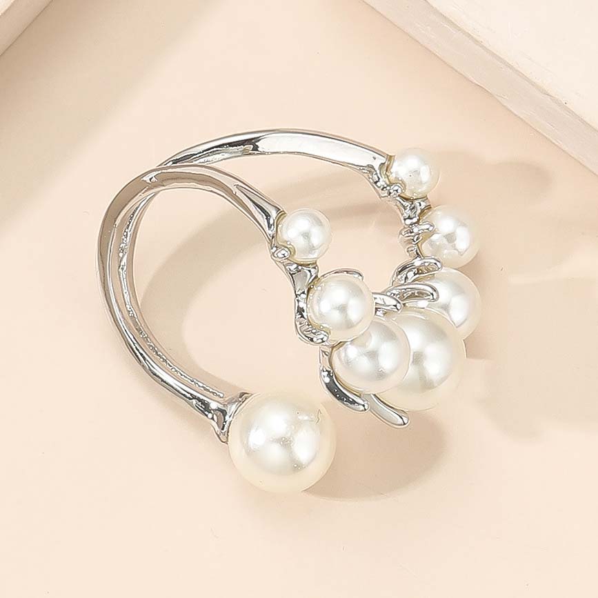 Pearl Detail Asymmetry Silvery White Ring | picture 