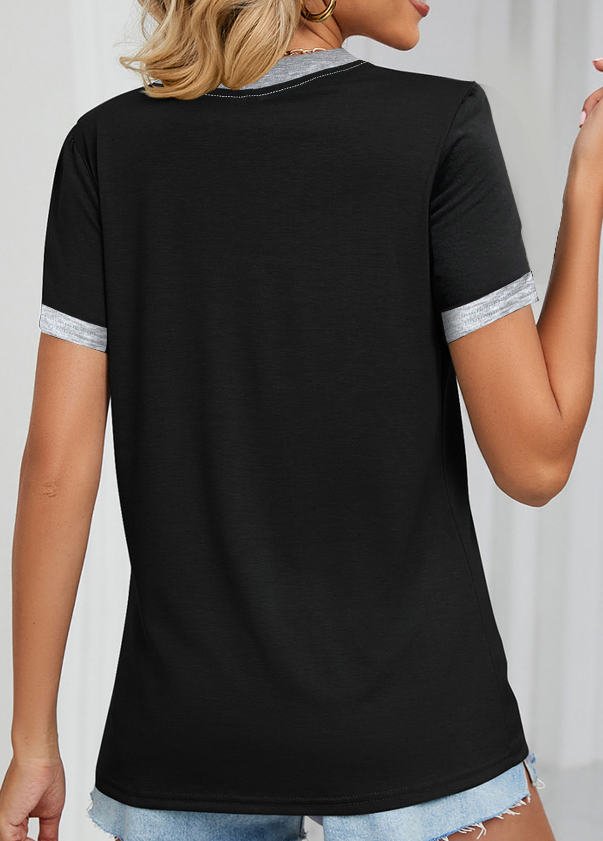 Black Pocket Short Sleeve Split Neck T Shirt