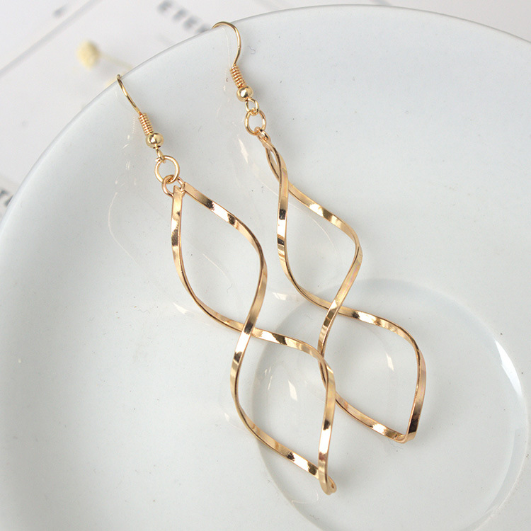 Golden Asymmetrical Twist Design Metal Detail Earrings