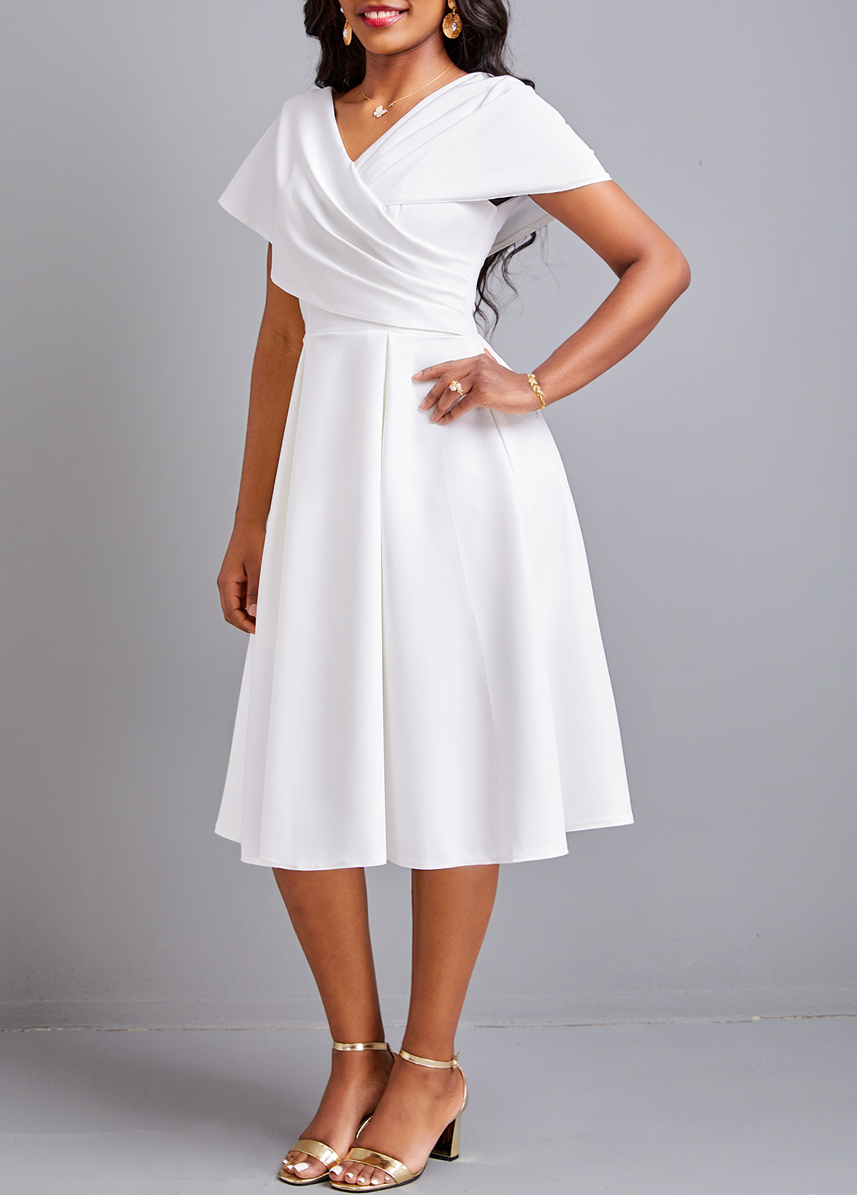 Plus Size White Umbrella Hem Short Sleeve Dress