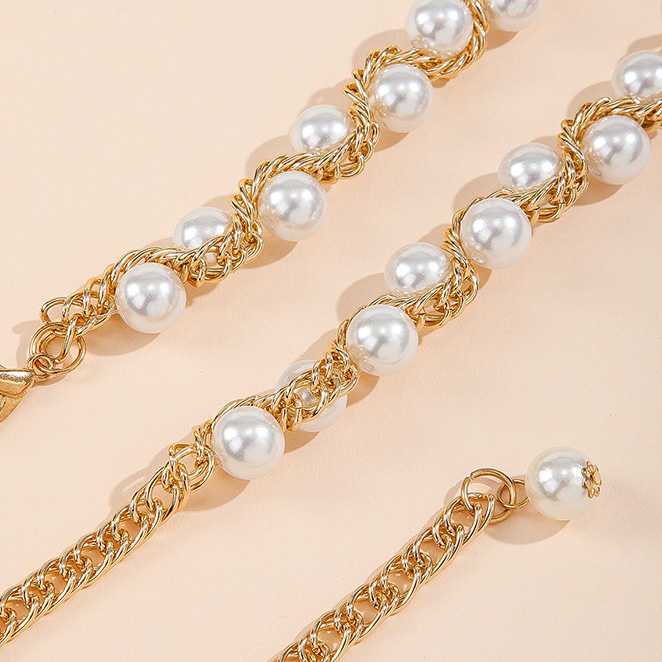 Gold Metal Detail Pearl Design Belt