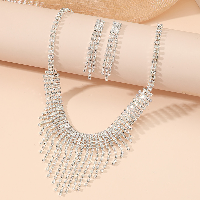 Silvery White Alloy Earrings and Necklace | picture 