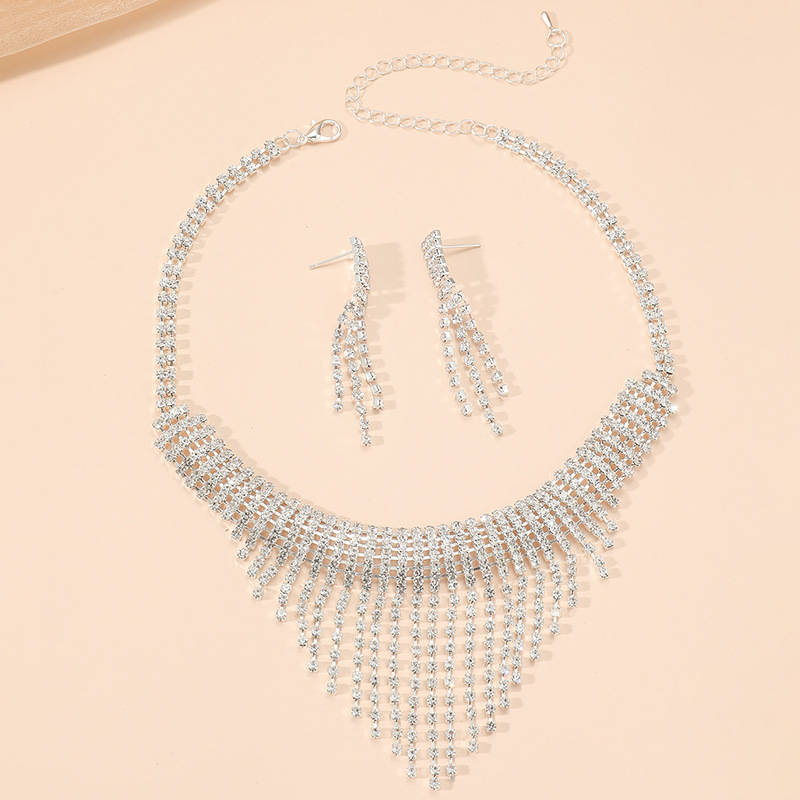 Silvery White Alloy Earrings and Necklace | picture 