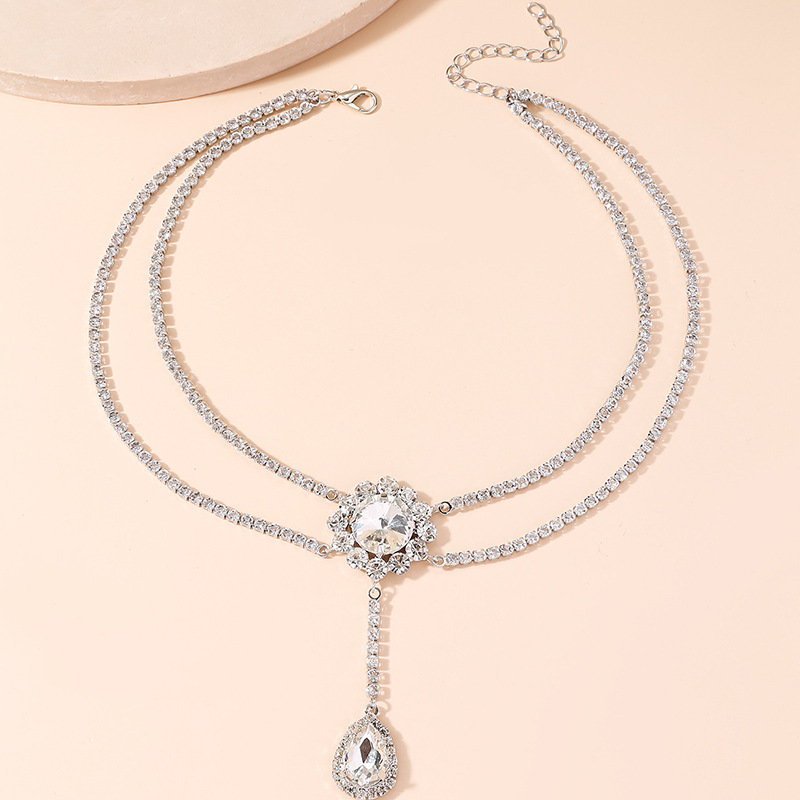 Silvery White Rhinestone Detail Layered Necklace