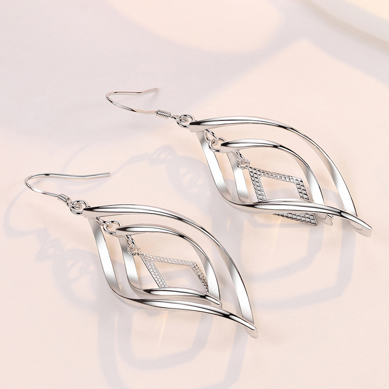Silvery Color White Copper Detail Earrings | picture 