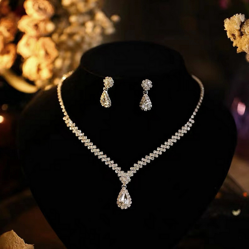 Silvery White Waterdrop Rhinestone Necklace and Earrings