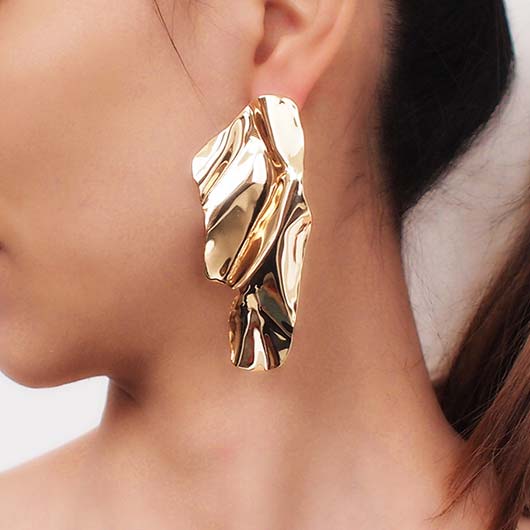 Gold Alloy Asymmetric Shape Detail Earrings