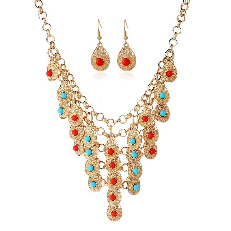 Gold Metal Detail Layered Necklace and Earrings