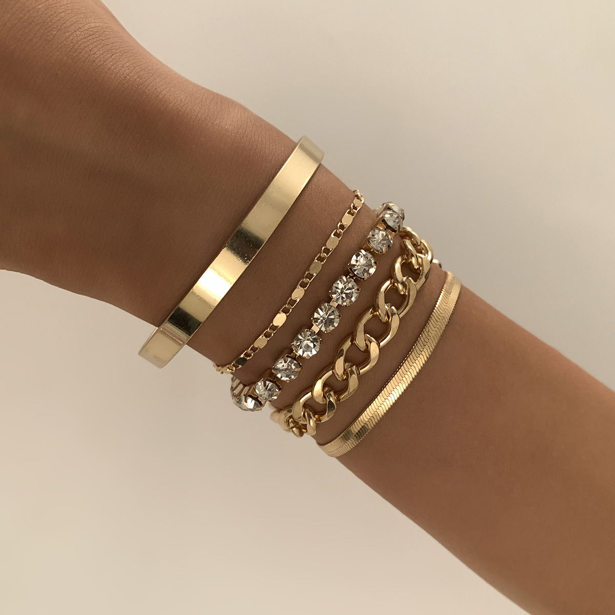 Copper Detail Gold Round Bracelet Set