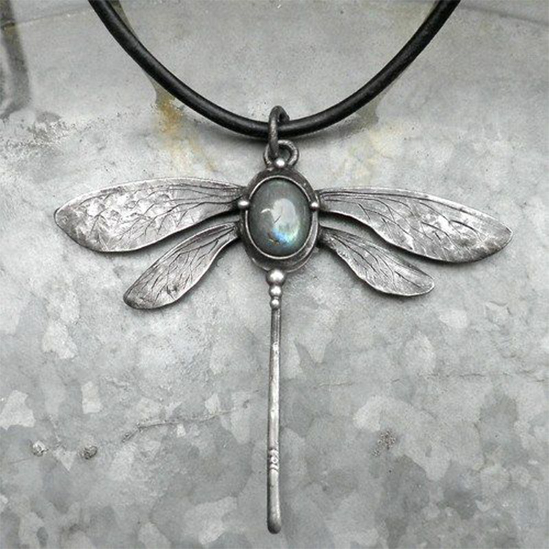 Silver Dragonfly Design Retro Alloy Necklace | picture 