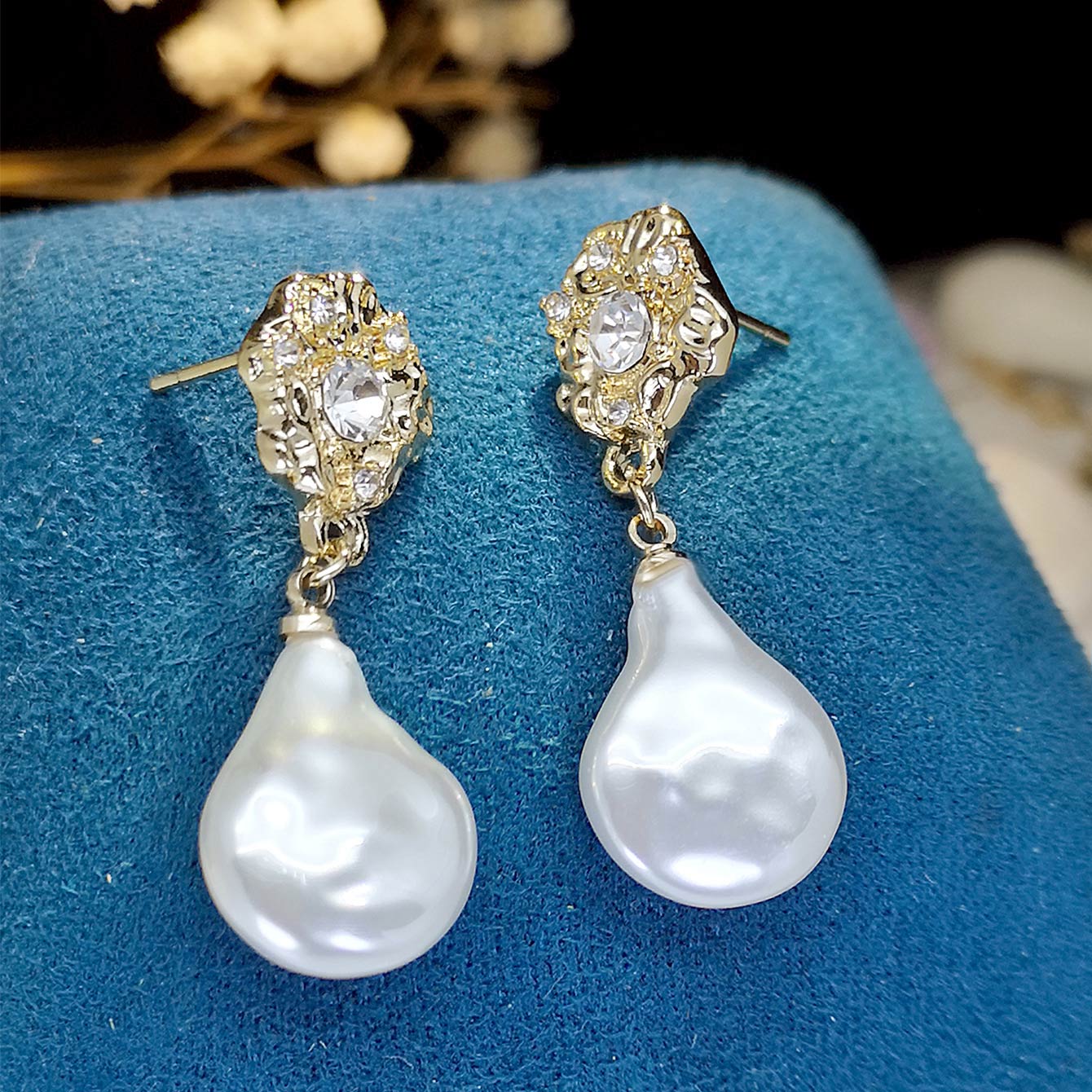White Pearl Detail Teardrop Design Earrings