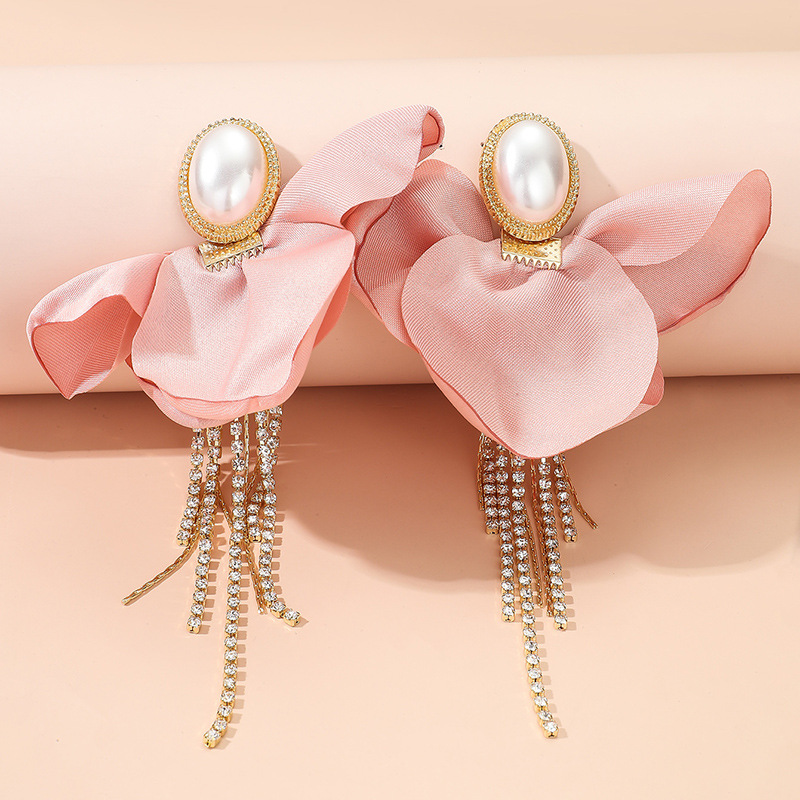 Tassel Pearl Pink Oval Design Earrings