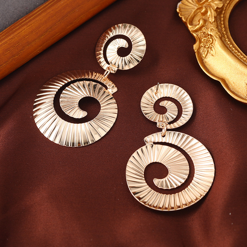 Gold Retro Asymmetric Design Geometric Earrings