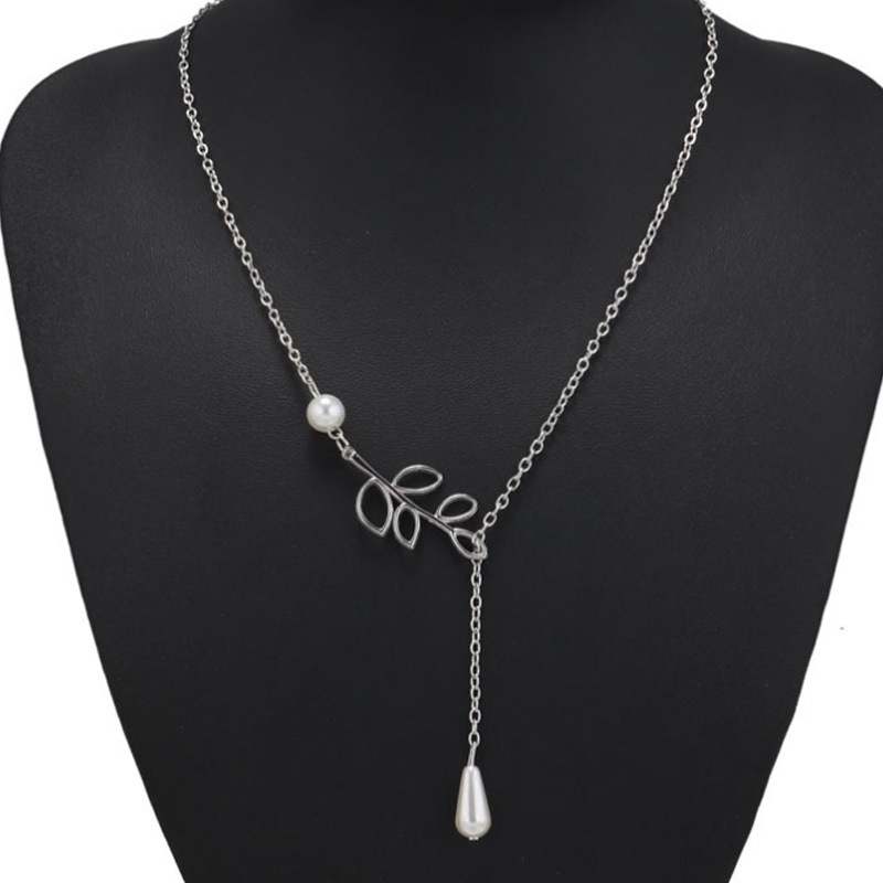 Silvery White Leaf Pearl Asymmetric Hollow Necklace