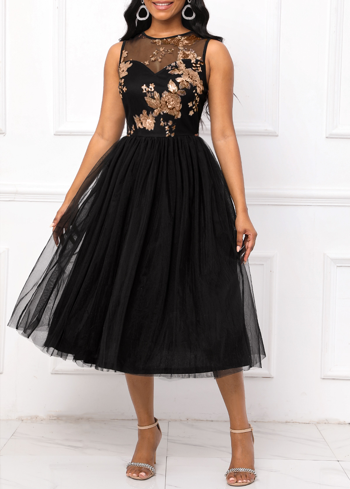 Black Sequin Sleeveless Round Neck Dress