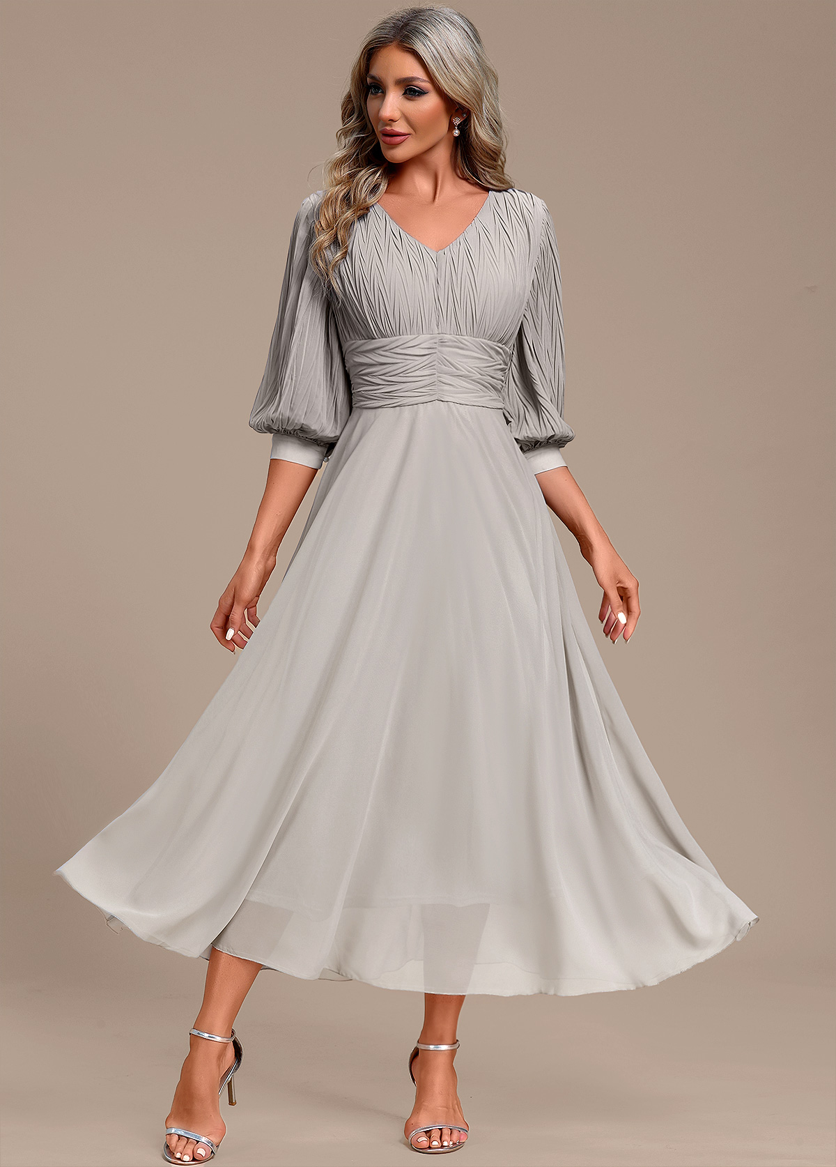 Light Grey Ruched Three Quarter Length Sleeve Dress