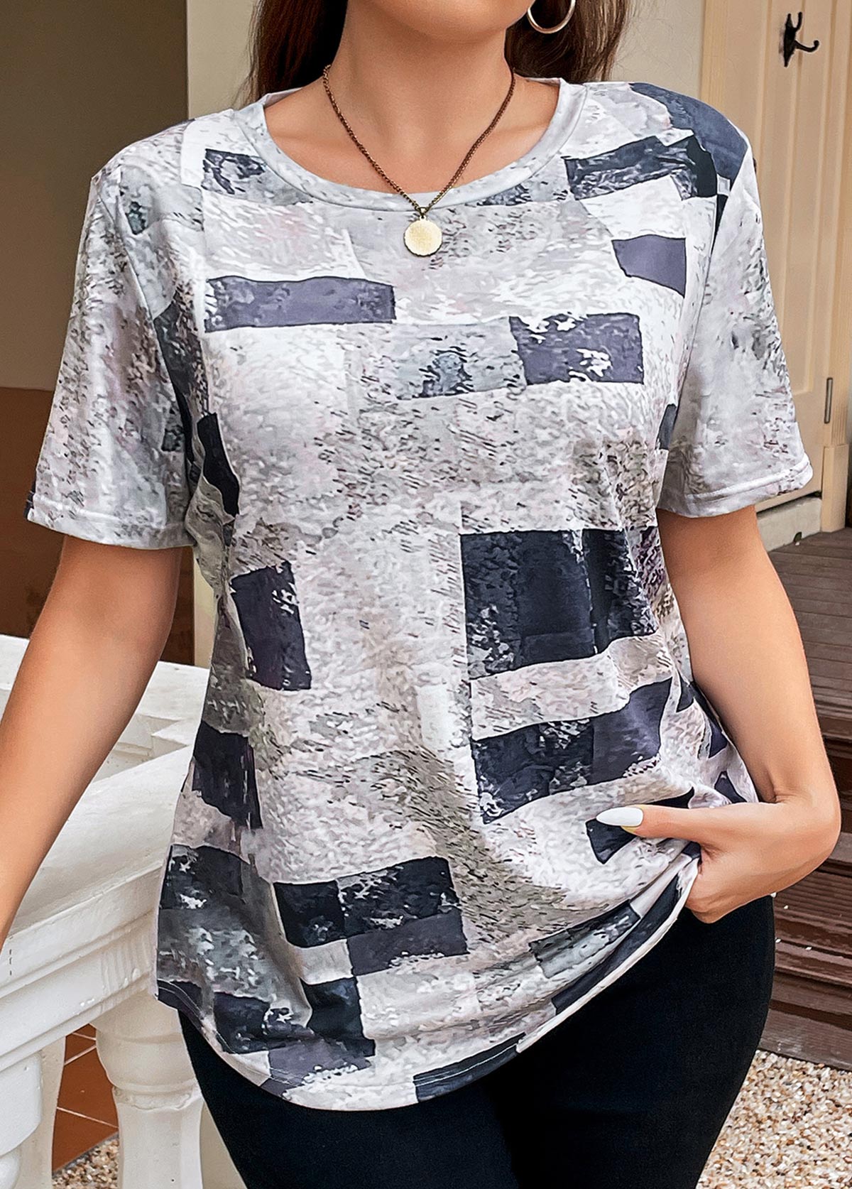 Grey Lightweight Plus Size Geometric Print T Shirt