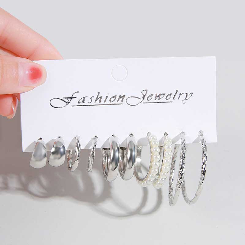 Alloy Detail Silver Round Earring Set