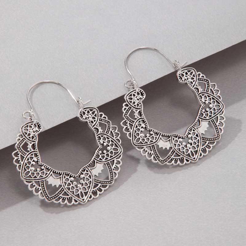 Alloy Detail Cutout Design Silver Earrings