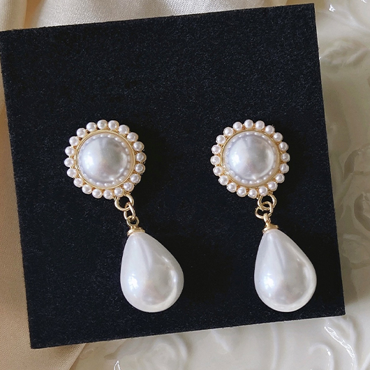 Alloy Detail Pearl Patchwork White Earrings